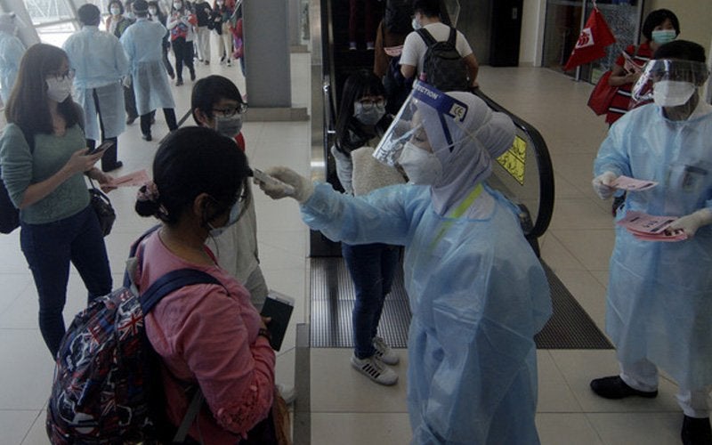 Breaking: 67-Year-Old Malaysian Lady Is the 17th Positive Coronavirus Case In Malaysia - WORLD OF BUZZ