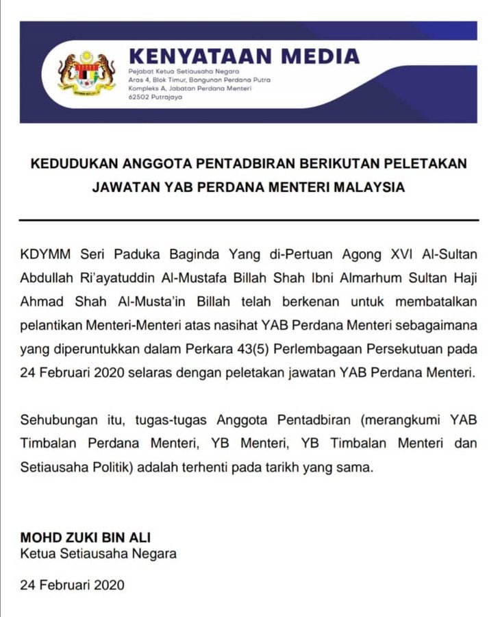 BREAKING: Yang di-Pertuan Agong Has Dissolved the Cabinet, All Staff Relieved of Duties Starting Today - WORLD OF BUZZ 4
