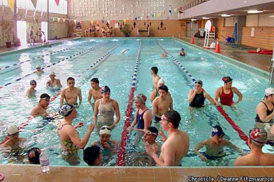 Indonesian Official: Men Have &Quot;Super Sperm&Quot; That Can Impregnate Women In Swimming Pools - World Of Buzz 1