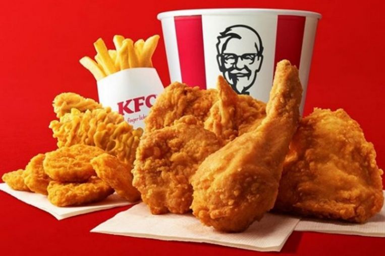 KFC Fans! You Can Now Apply To Become A Professional Chicken Taster - WORLD OF BUZZ 2