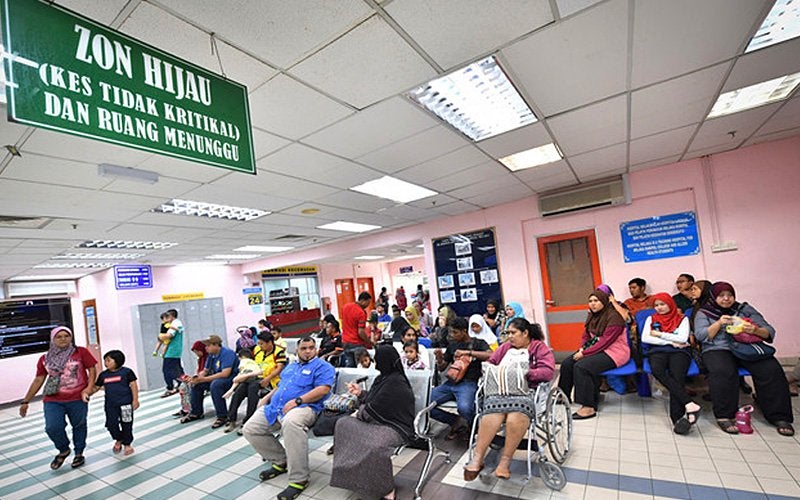 M40 Malaysians Can Now Register for Free Healthcare Insurance From Govt Until March 31! - WORLD OF BUZZ 2