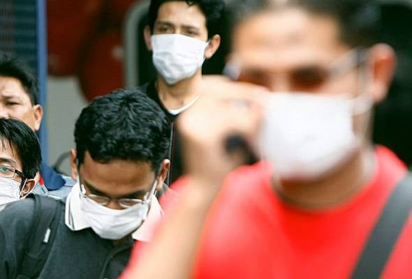 M'sian Doctor: We Should Worry About Getting Influenza A & Dengue Instead Of The Wuhan Virus - WORLD OF BUZZ 1