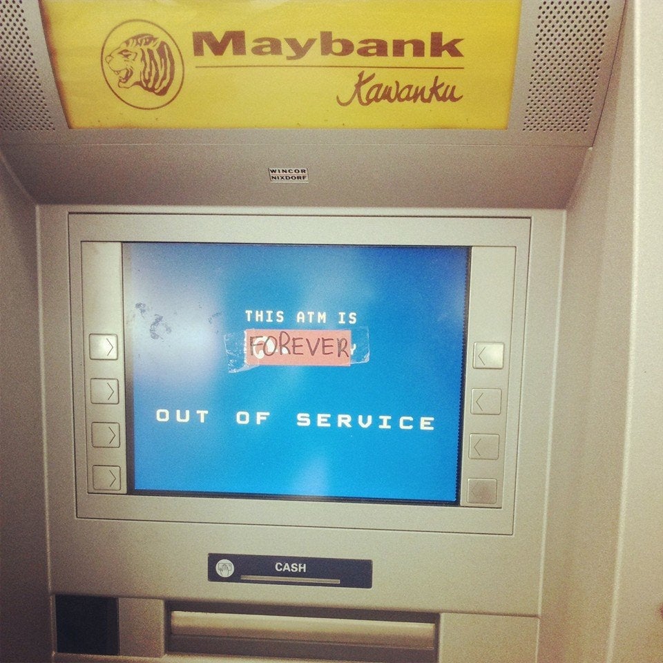 M'sian Shares How She Almost Lost RM1,500 After Withdrawing Cash From 'Out Of Service' ATM - WORLD OF BUZZ 4