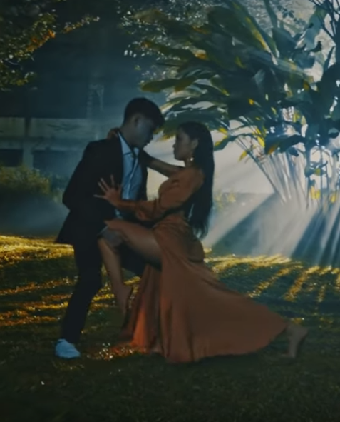 Netizens Outraged After Muslim M'sian Artist Releases Mv With A &Quot;Sensual&Quot; Scene - World Of Buzz 4