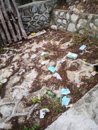 People Are Littering Their Disgusting Used Surgical Masks In Singapore &Amp; Johor - World Of Buzz 1