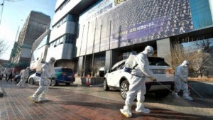 South Korea Now the Most Infected Country for Coronavirus - WORLD OF BUZZ 2