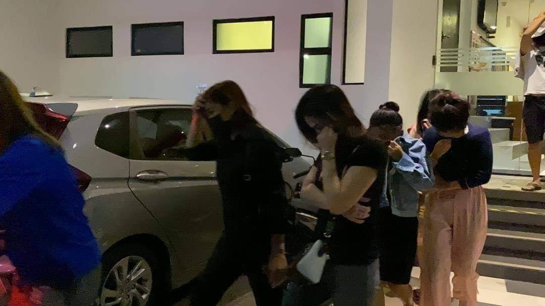 Think They're Poor? Penang Prostitute Who Got Arrested Actually Owns A Mercedes - WORLD OF BUZZ 3