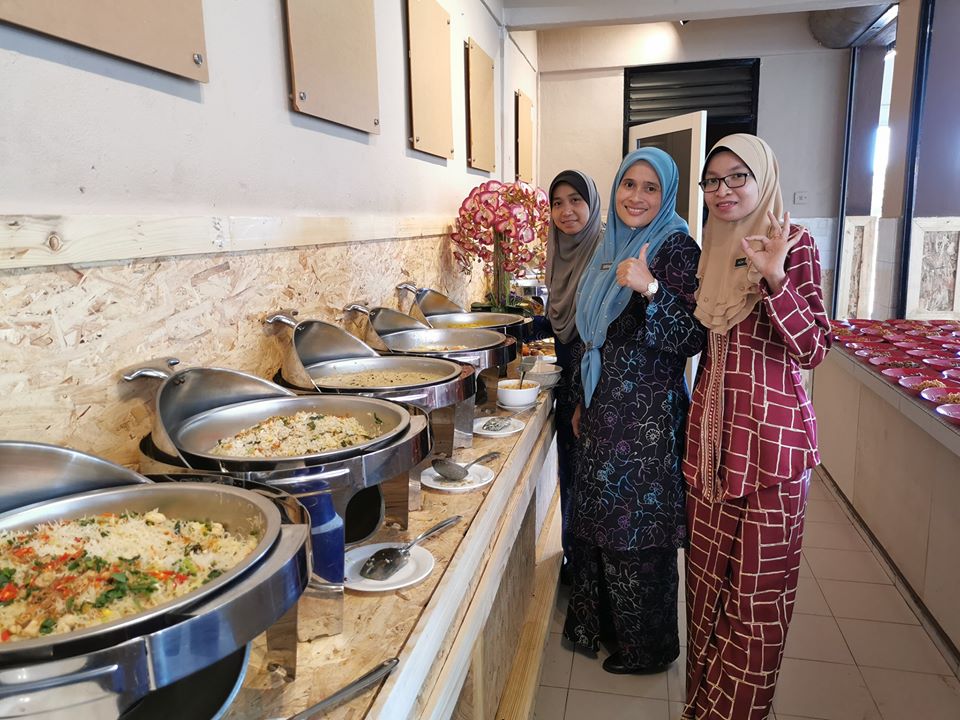 This Kedah School Canteen Looks Like It Belongs In a Hotel But The Food Costs Less Than RM2! - WORLD OF BUZZ 6