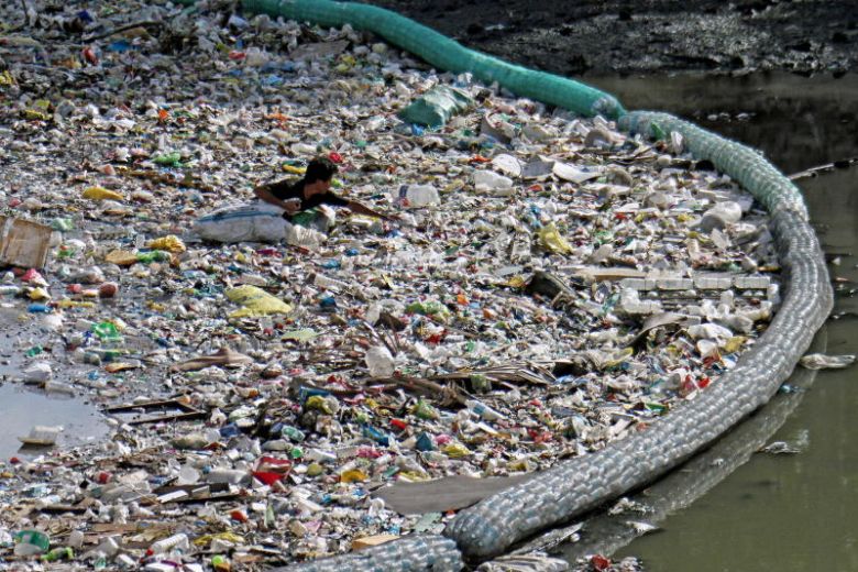 WWF: Malaysia is Asia's Biggest Plastic Ocean Polluter - WORLD OF BUZZ