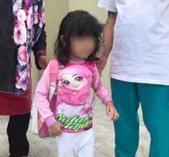 4yo Selangor Girl Ran Away From Home With Backpack Full of Clothes & Diapers For Unknown Reasons - WORLD OF BUZZ 1