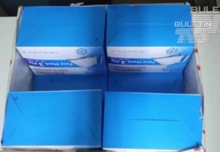Cleaner At Lipis Hospital Arrested For Stealing 30 Boxes Of Masks Meant For Covid-19 Medical Staff - World Of Buzz 1