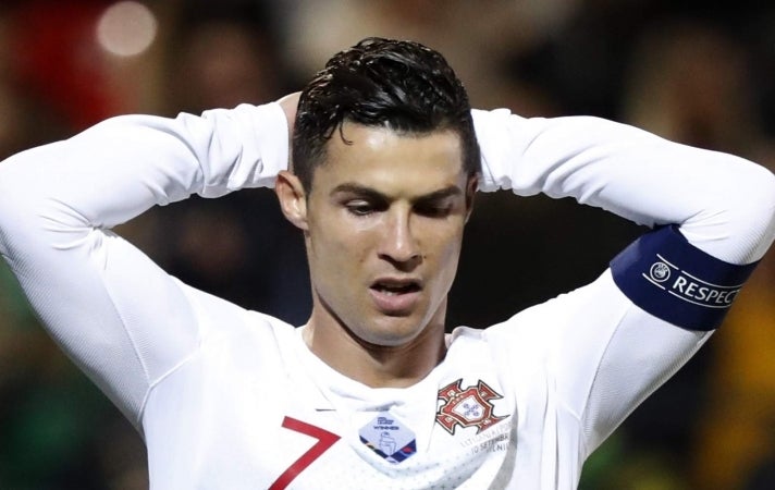 Footballer Cristiano Ronaldo Quarantined After Possible Exposure To Covid-19 From Teammate - WORLD OF BUZZ 1