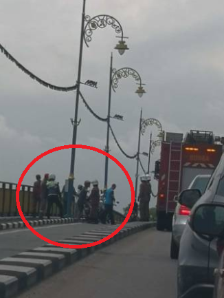 Kind Malay Youth Stops 73yo Chinese Uncle From Committing Suicide, Proves Unity Exists Among M'sians - WORLD OF BUZZ