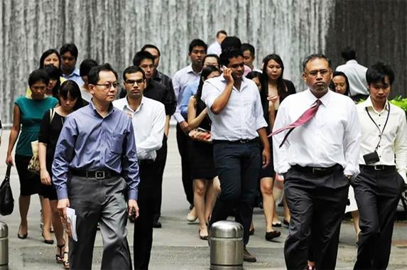 MOH: Here's What M'sian Bosses & Employees Need To Know About The 1955 Employment Act - WORLD OF BUZZ
