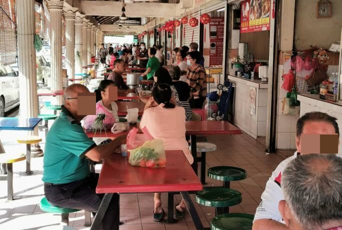 M'sians Still Going Out To Restaurants To Eat Despite Rising Risk Of Spreading Covid-19 Infection - World Of Buzz
