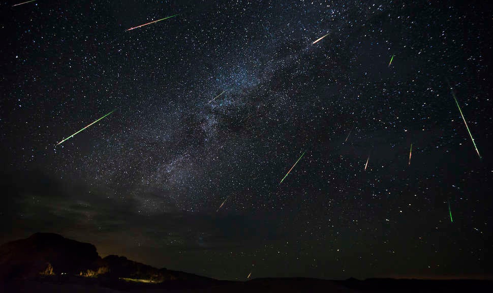 M'sians Will Be Able To See 9 Meteor Showers in 2020! Here Are The Dates To Look Out For - WORLD OF BUZZ 1