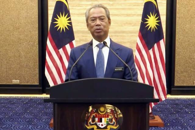 Muhyiddin: "I am not a traitor, I never wanted to become PM. I only wanted to save the country." - WORLD OF BUZZ
