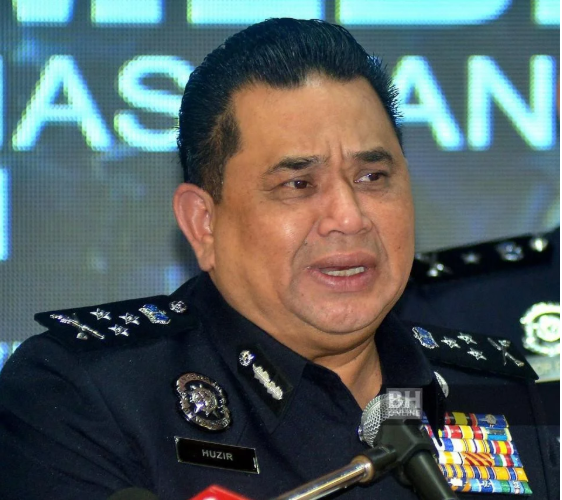 Police To Nab Lawyer Asking Malaysians To Rally At Dataran Merdeka Last Saturday Night - WORLD OF BUZZ