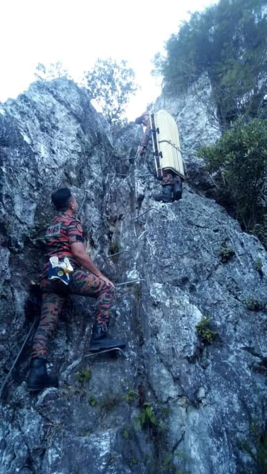 Search & Rescue Man Reminds M’sian Hikers That Bukit Tabur Is Closed To Public Since 2017 - WORLD OF BUZZ 2
