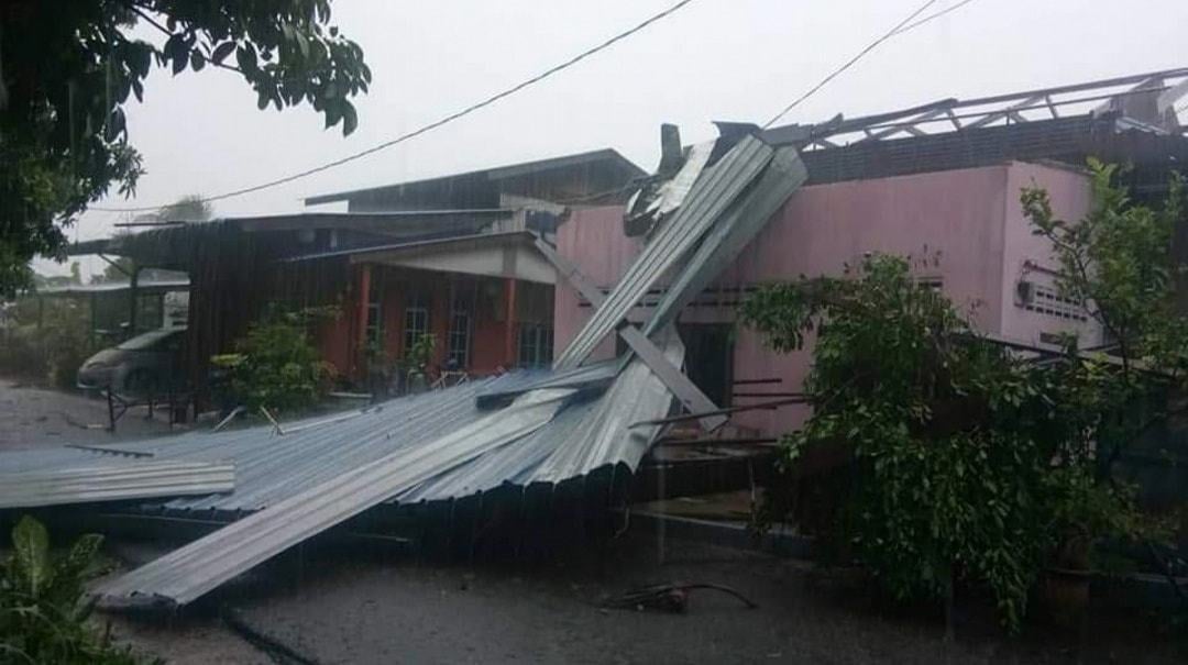 Freak Storm Hits Penang, Causing Major Floods And Damage To Houses ...