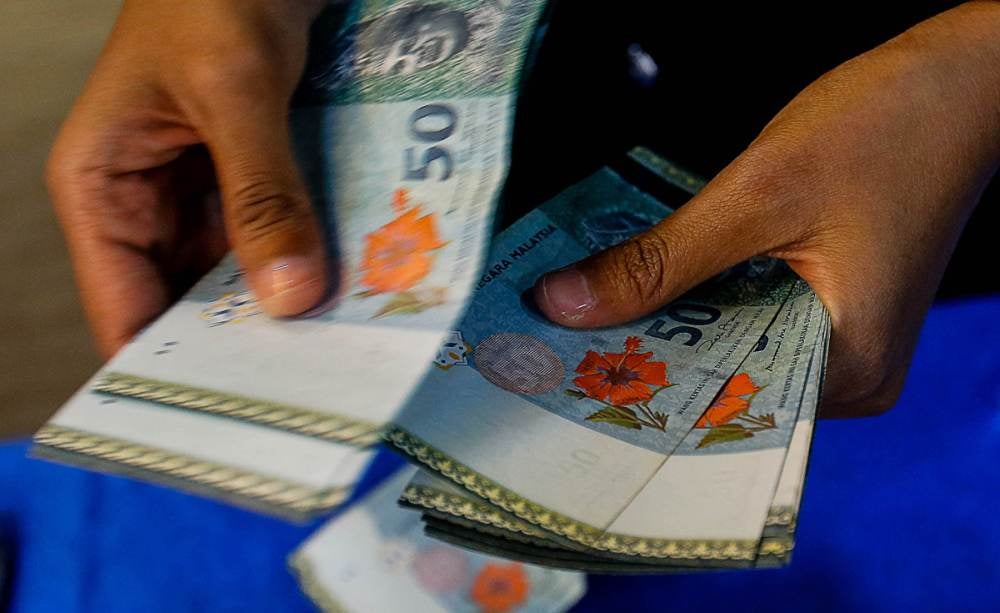 Bankrupt Or Blacklisted Individuals Eligible For Bpn Can Apply For Financial Aid Today - World Of Buzz