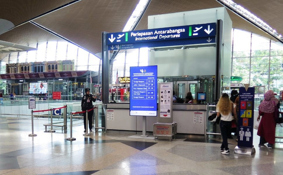 klia mtb entrance to international departures