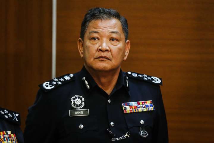 PDRM Will Take Action Against M'sians Who Take Pictures Or Record Videos Of Officers On Patrol - WORLD OF BUZZ 1