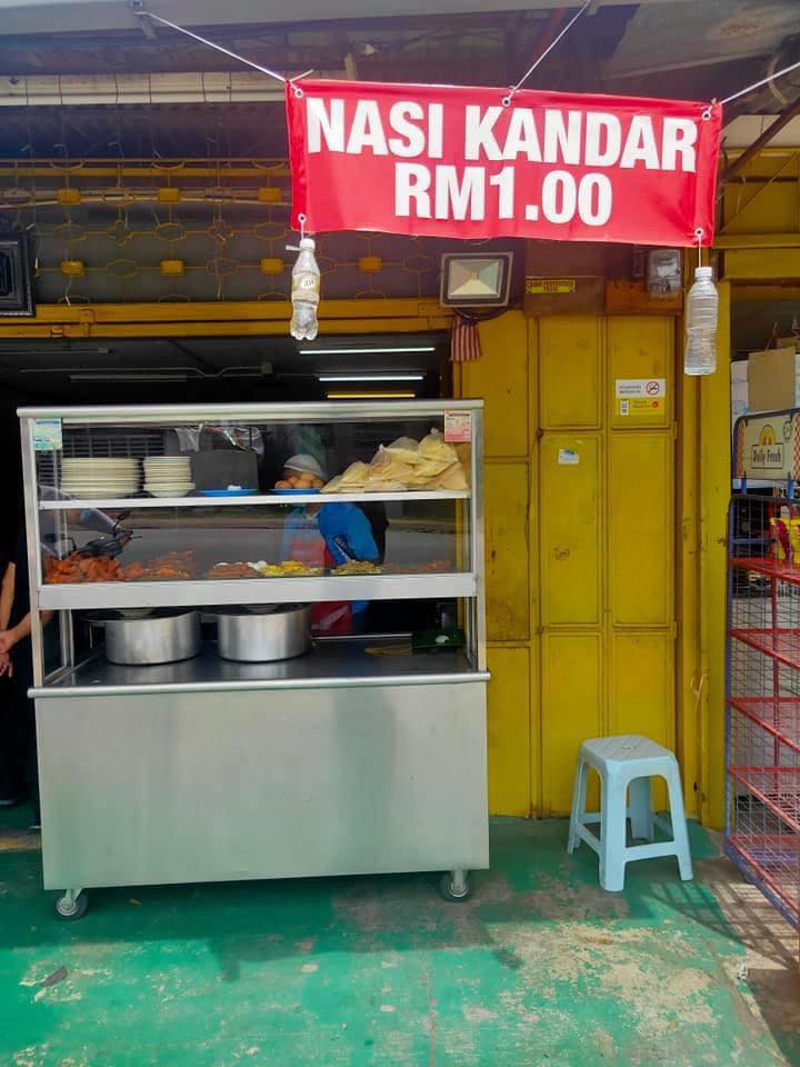 Nasi Kandar Stall Owner In Kedah Sells Food From Only Rm1 So The Underprivileged Can Afford To Eat World Of Buzz