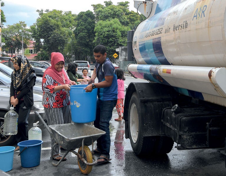 These 290 Areas In Klang Valley Will Experience Water Cuts ...