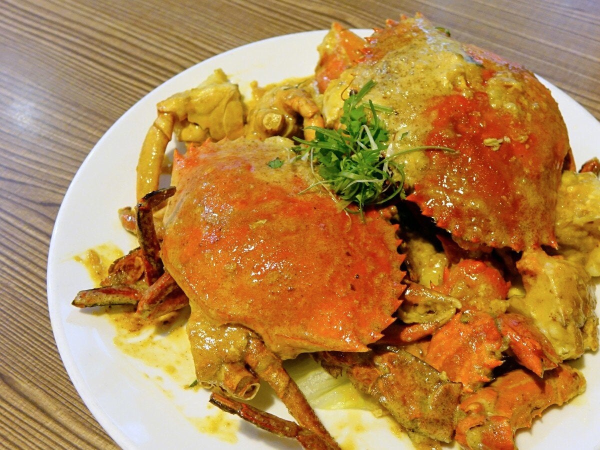 crab seafood salted egg restaurant cooking shell cuisine 1044561