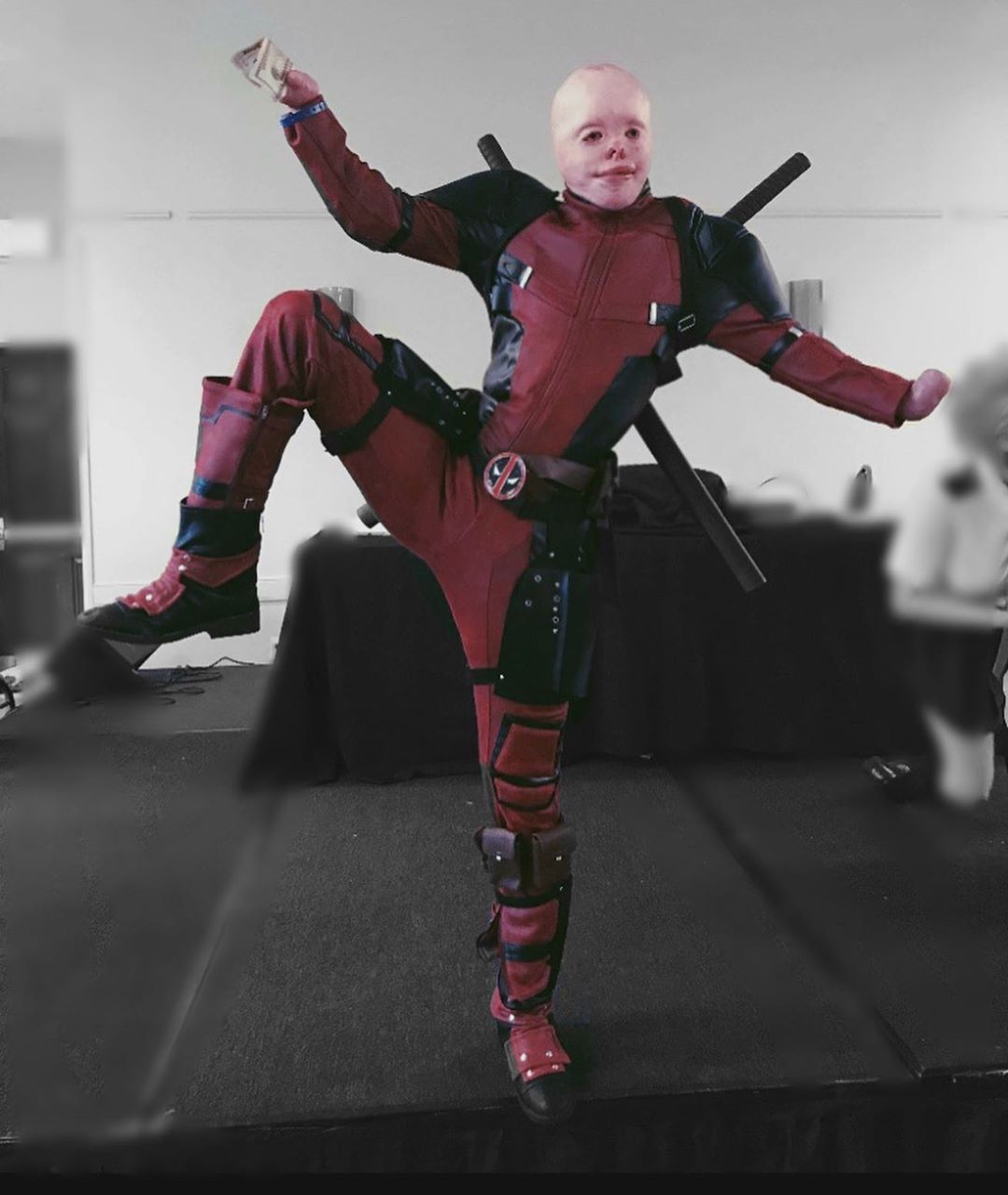 Burn Victim Learns How To Split To Cosplay As Deadpool, Ryan Reynolds ...
