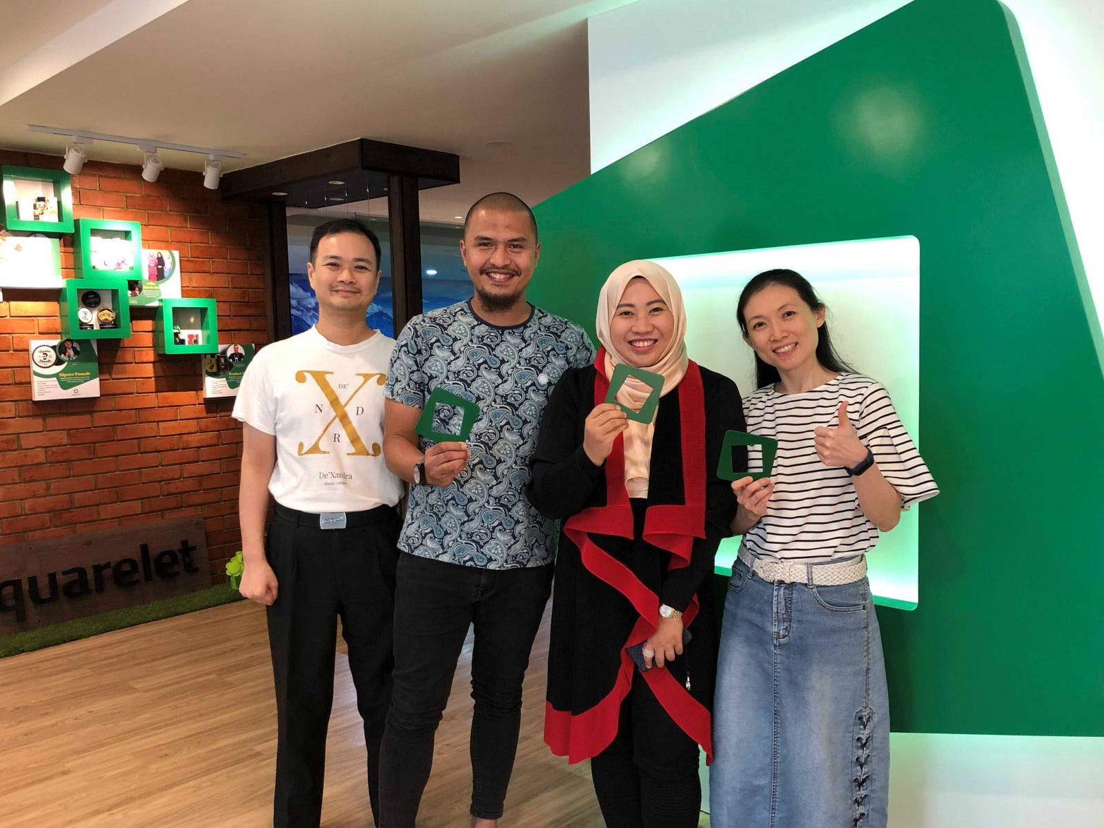 4. Squarelet Team with Founders of DeXandra
