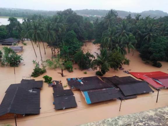 Flood Kampunglaut 1952876 20210103083927