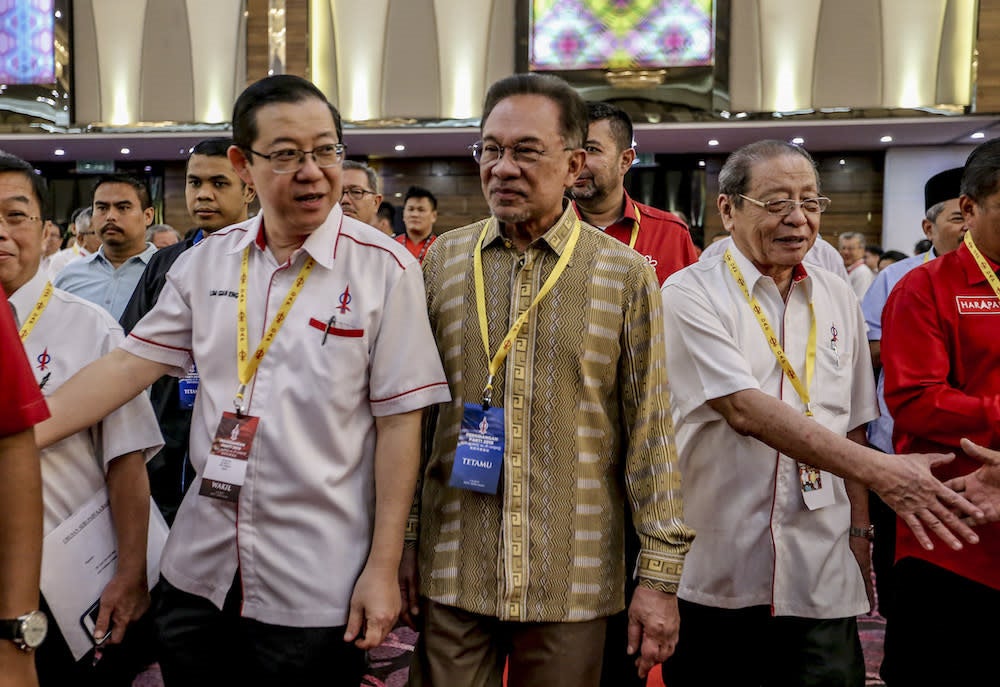 Anwar Ibrahim Lim Guan Eng And Lim Kit Siang