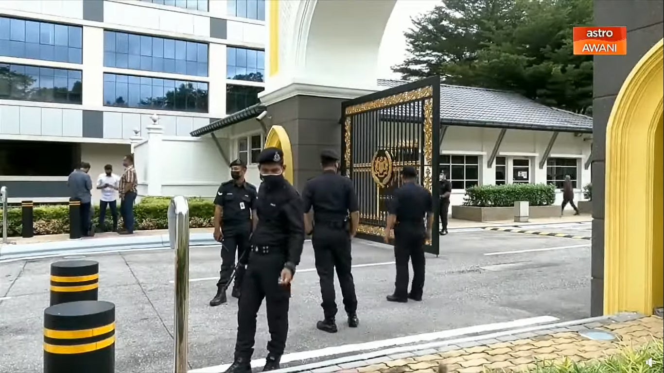 Catto Istana Negara PDRM officer abang police 2