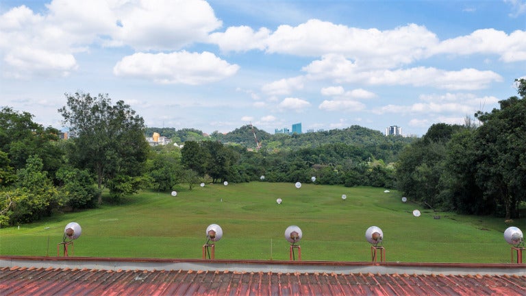 5 Driving Ranges In Klang Valley To Practice Your Golf Swing Game ...