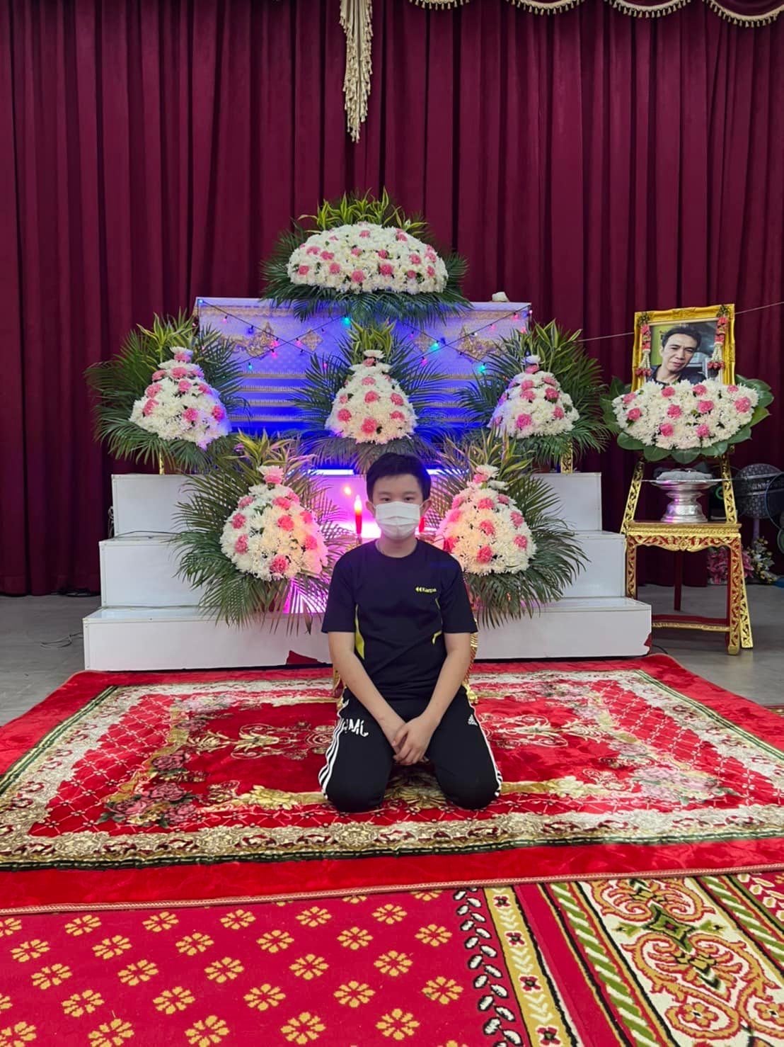 thai boy funeral for father
