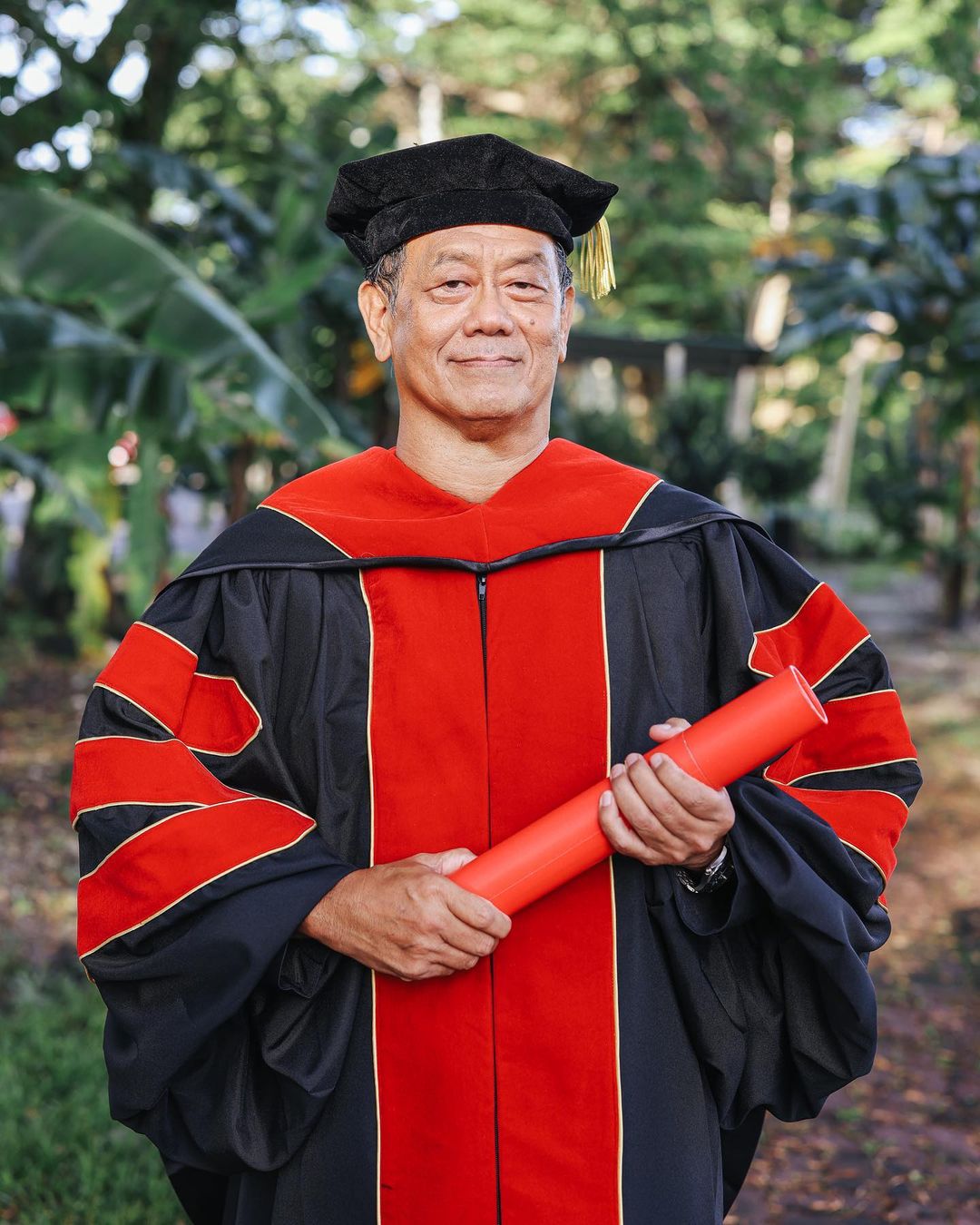 62Yo Malaysian Gets Phd 6