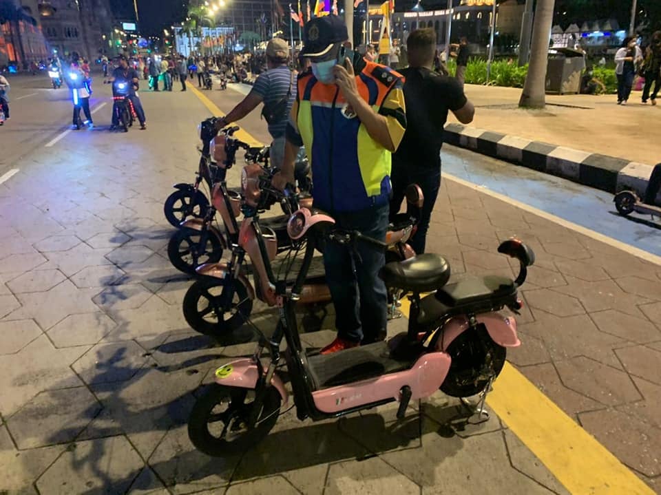 dataran merdeka scooter 2