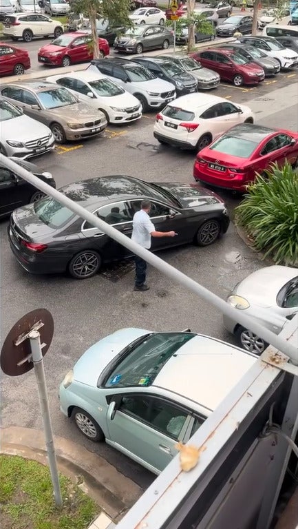 mercedes driver road bully