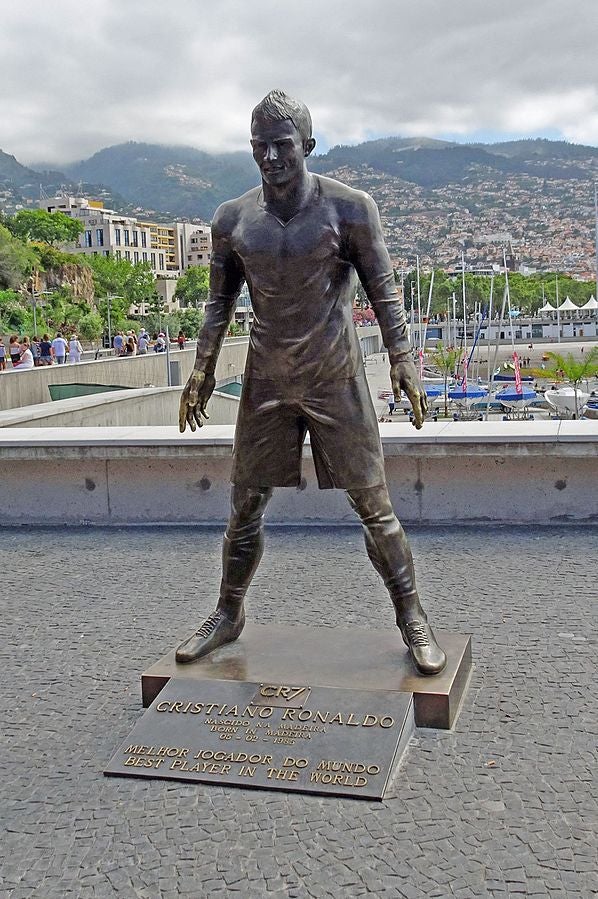 Ronaldo Statue Funchal 2016