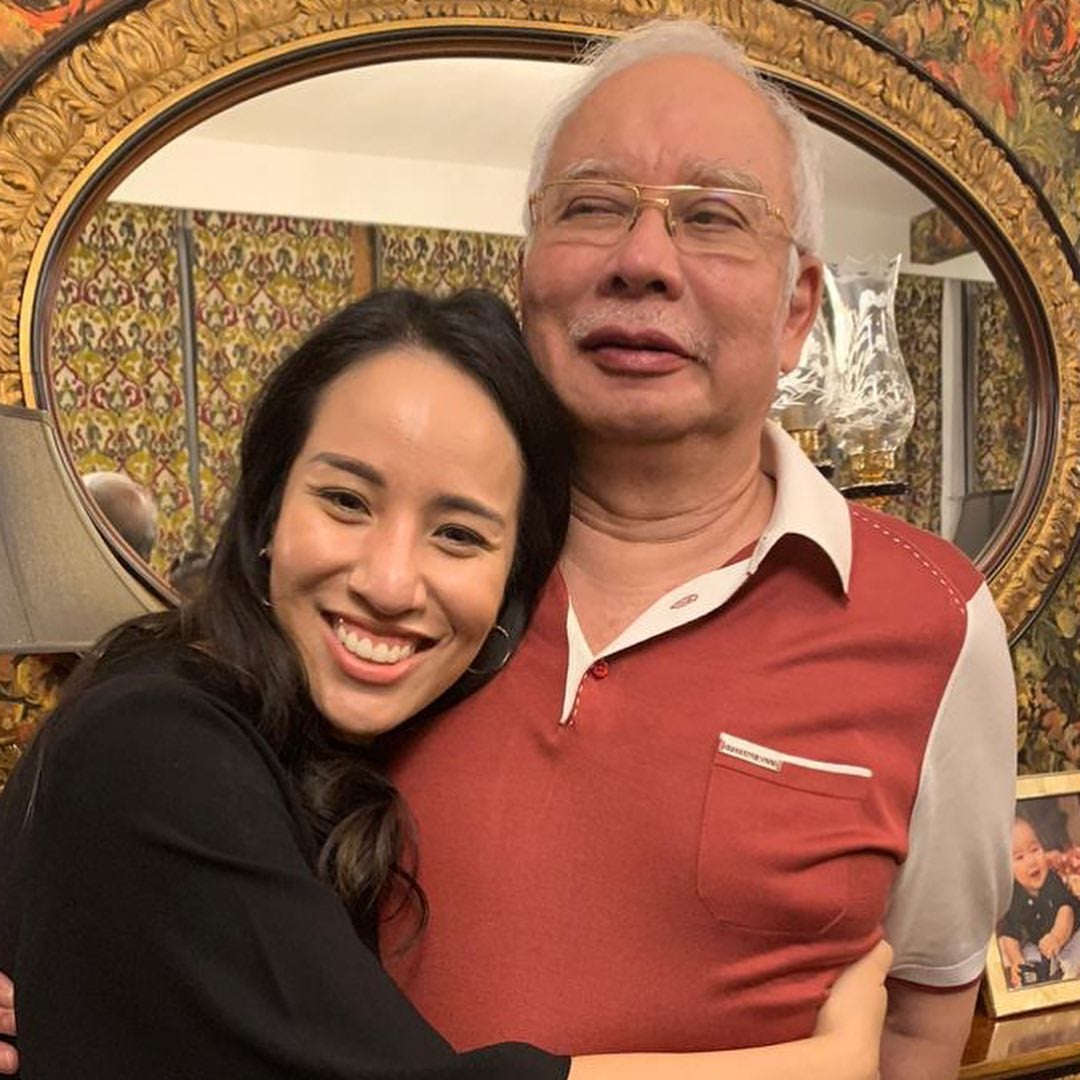 Najib And Daughter 2