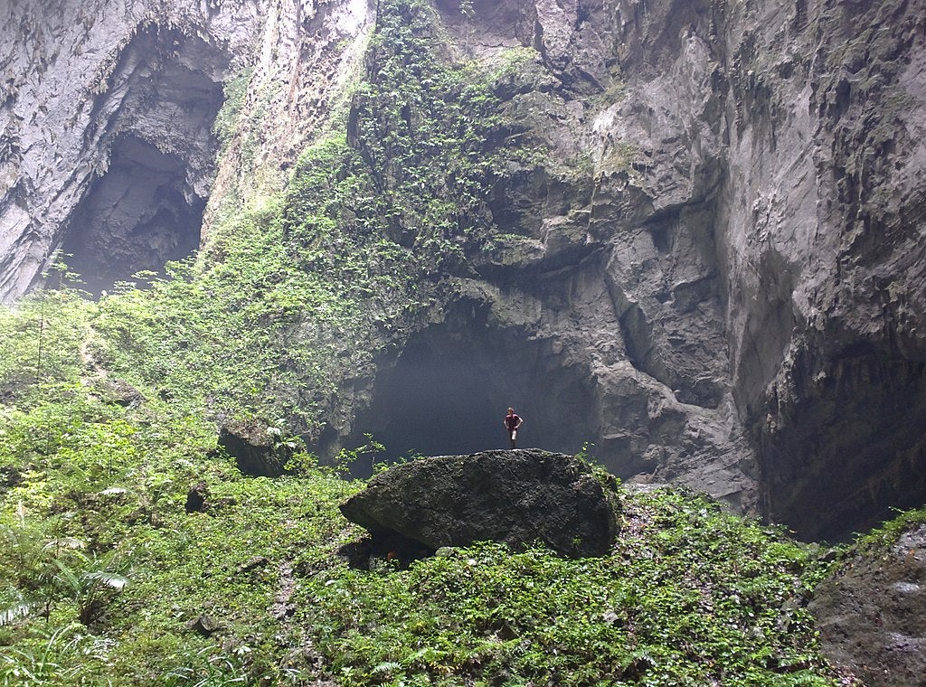 1024px Son Doong Cave Doline with Scale