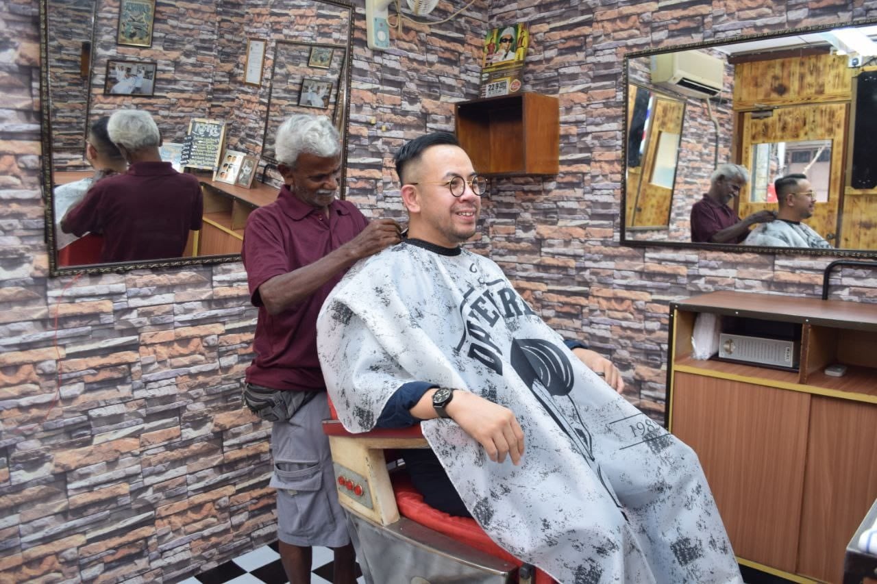 MP Helps Spruce Up Elderly Man's Barber Shop So That He Can Attract ...