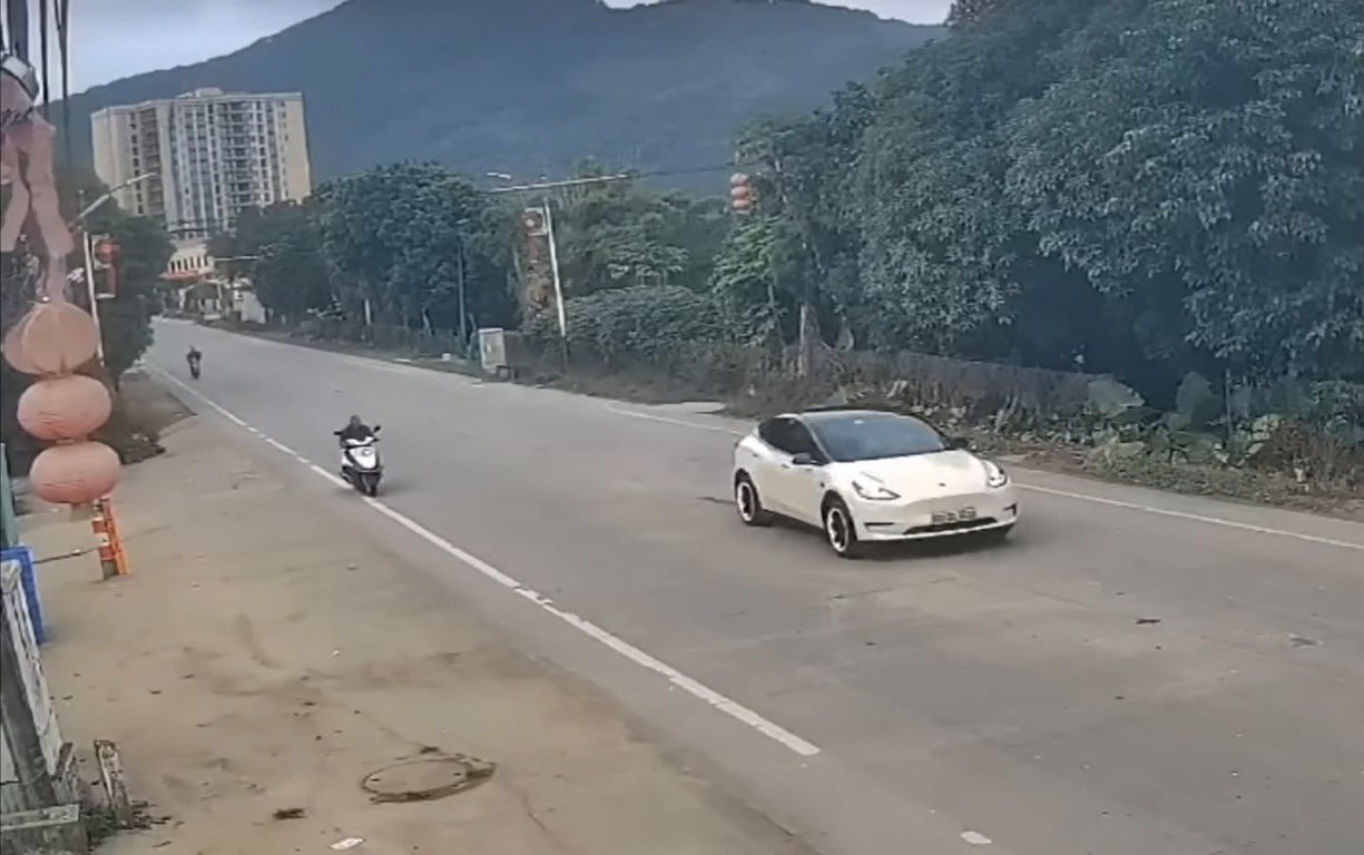 Tesla No Brake Speed China 5