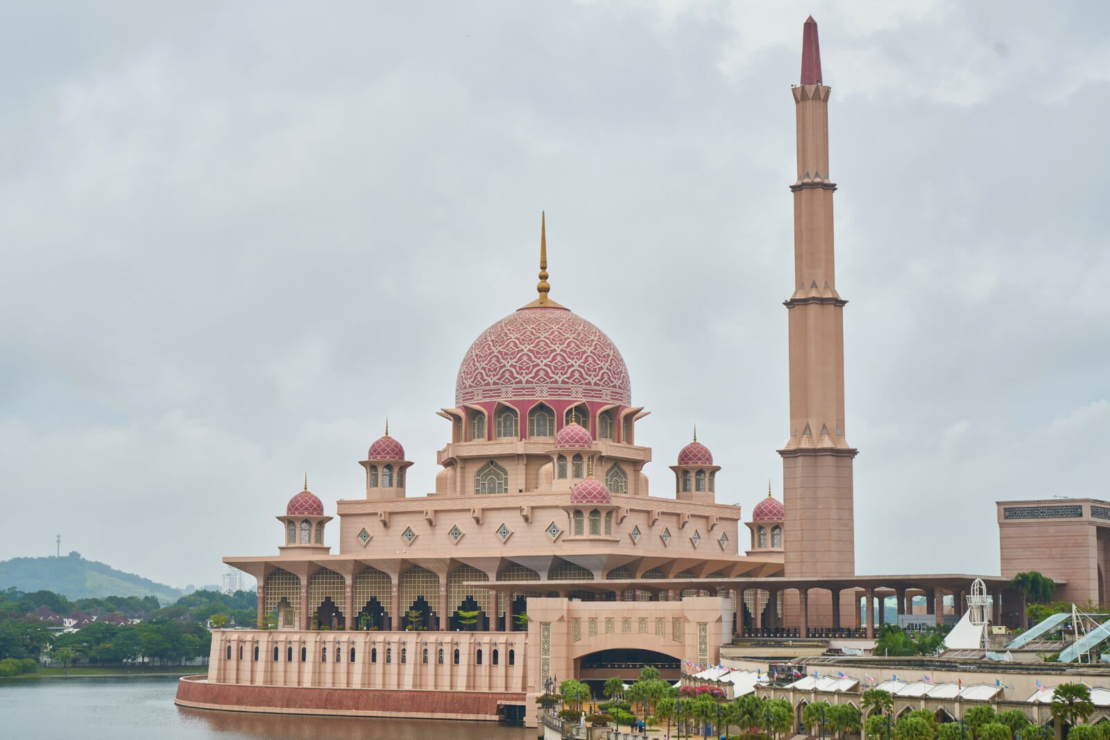 muslim landmark red travel outdoor