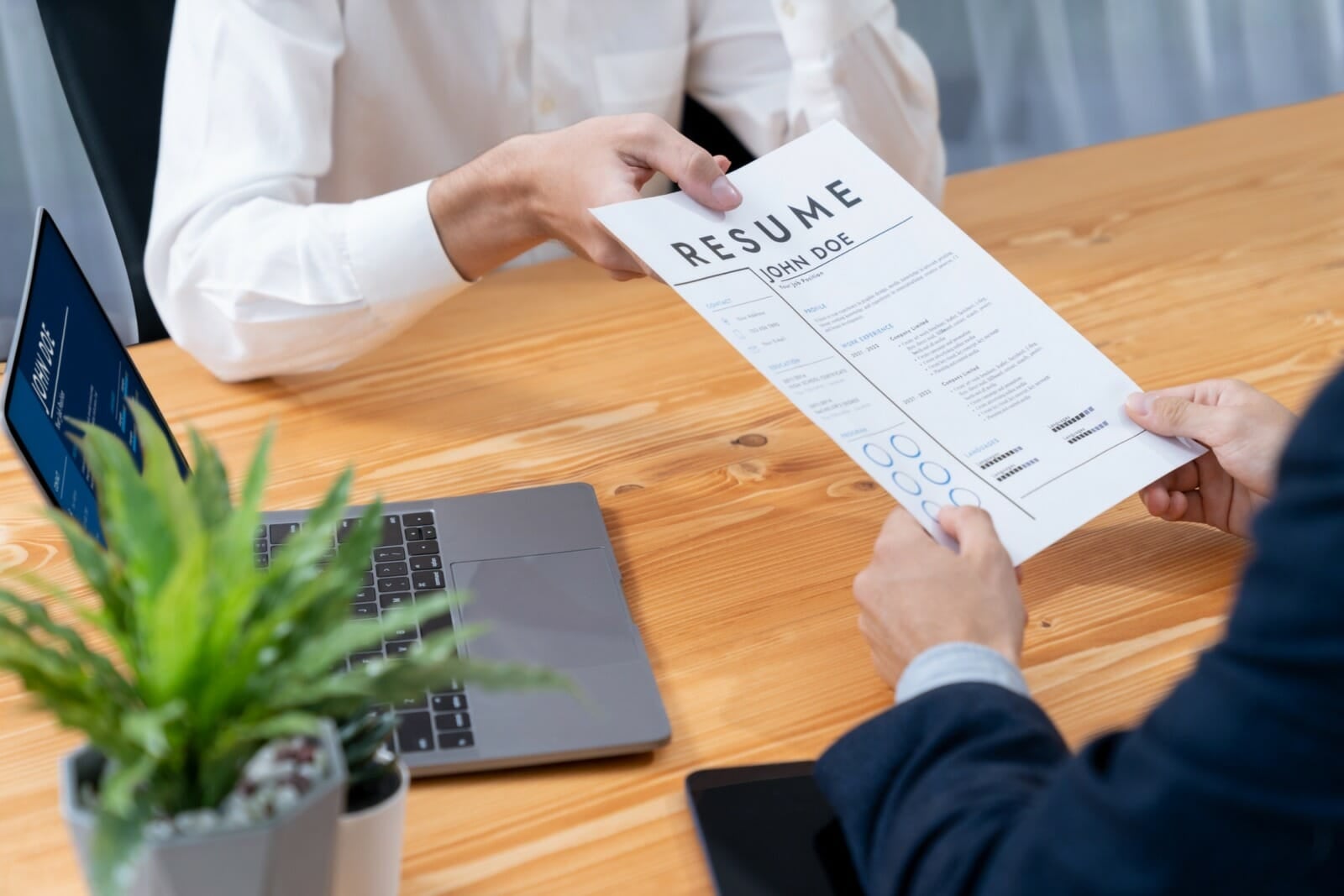 “Why so hard to get interviews?” 5 Common Resume Mistakes That Can Cost ...