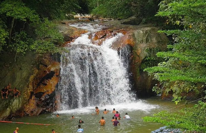 GayaTravel Serendah Waterfall Selangor