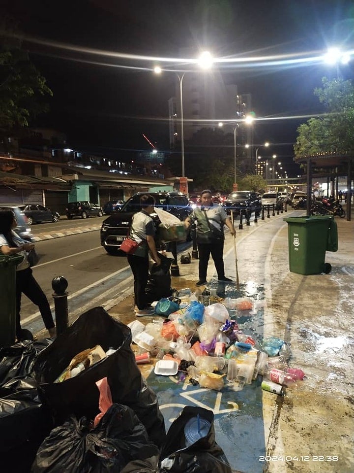 Litter Kota Kinabalu 3