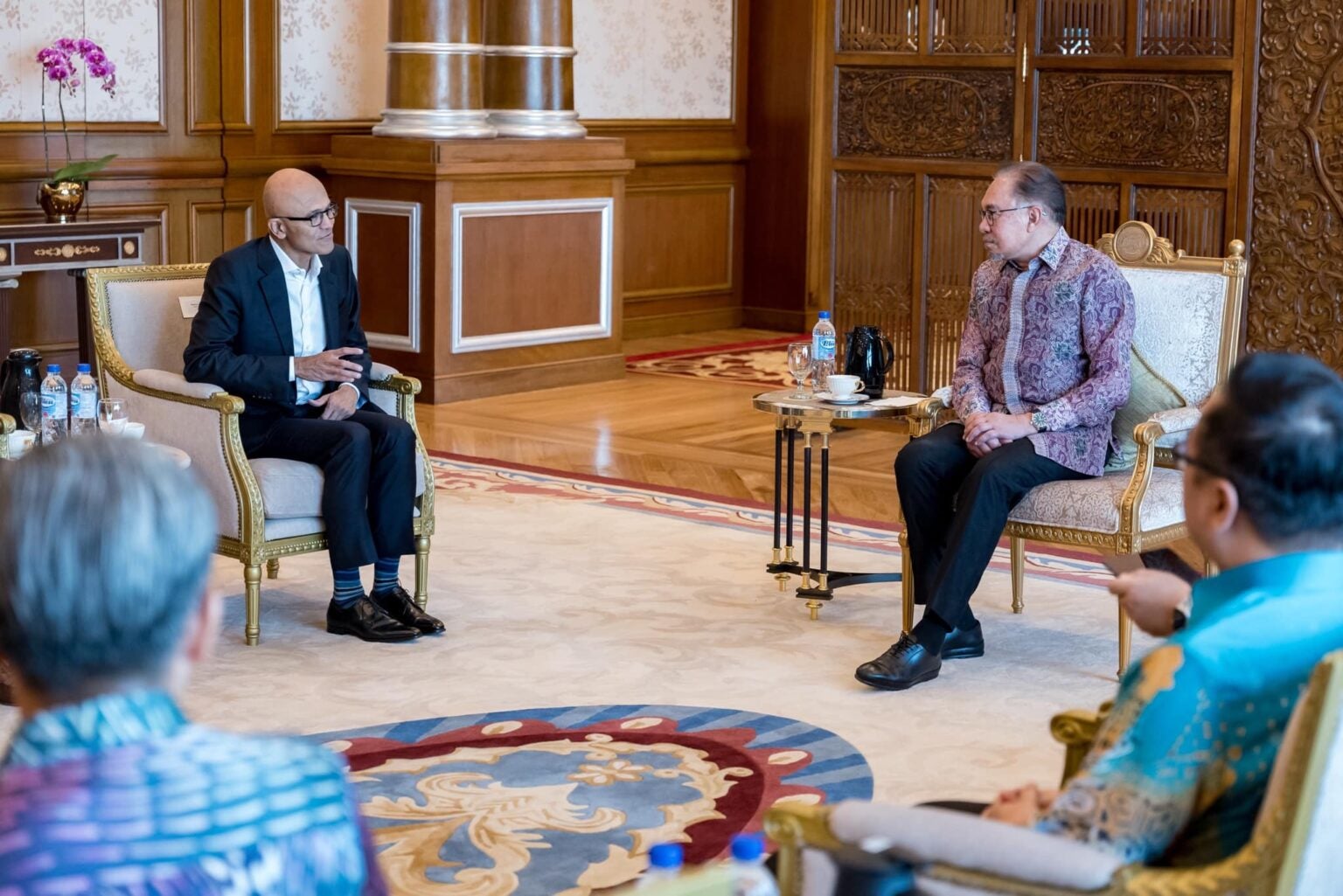 Microsoft CEO Meets With Anwar In Putrajaya, Announces Record RM10.5 ...